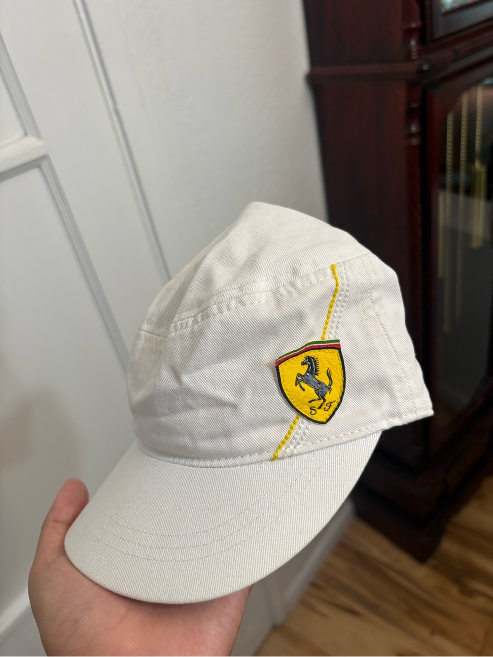 2000s puma white Scuderia Ferrari F1 team cap features a prominent embroidered - Picture 2 of 7